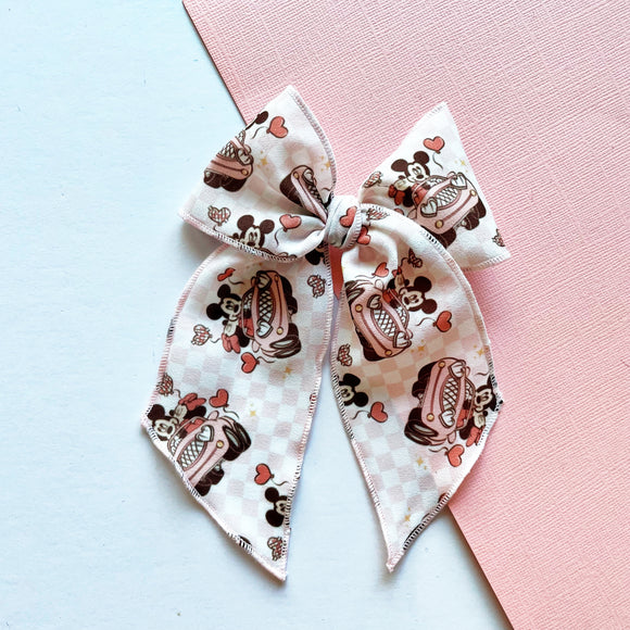 Mouse Couple in Love Elle Bow