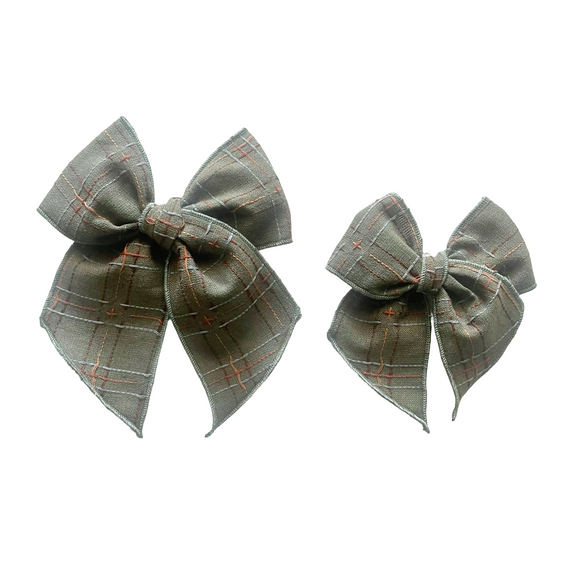 Embroidered Hillside Green Elle Bow