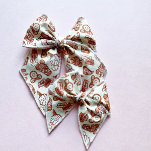 Retro Muted Snacks Elle Bow
