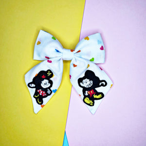 Mouse Short Bright Heart Patch Reagan Bow